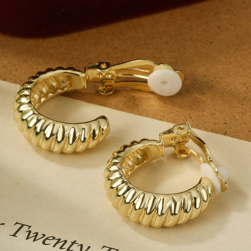 Orecchini a Clip a cerchio in  - Body Jewelry Hypoallergenic recensione e prezzo